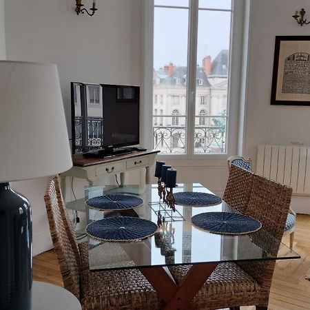 Appartement F3 Au Balcon De La Place Du Martroi Ορλεάνη Εξωτερικό φωτογραφία